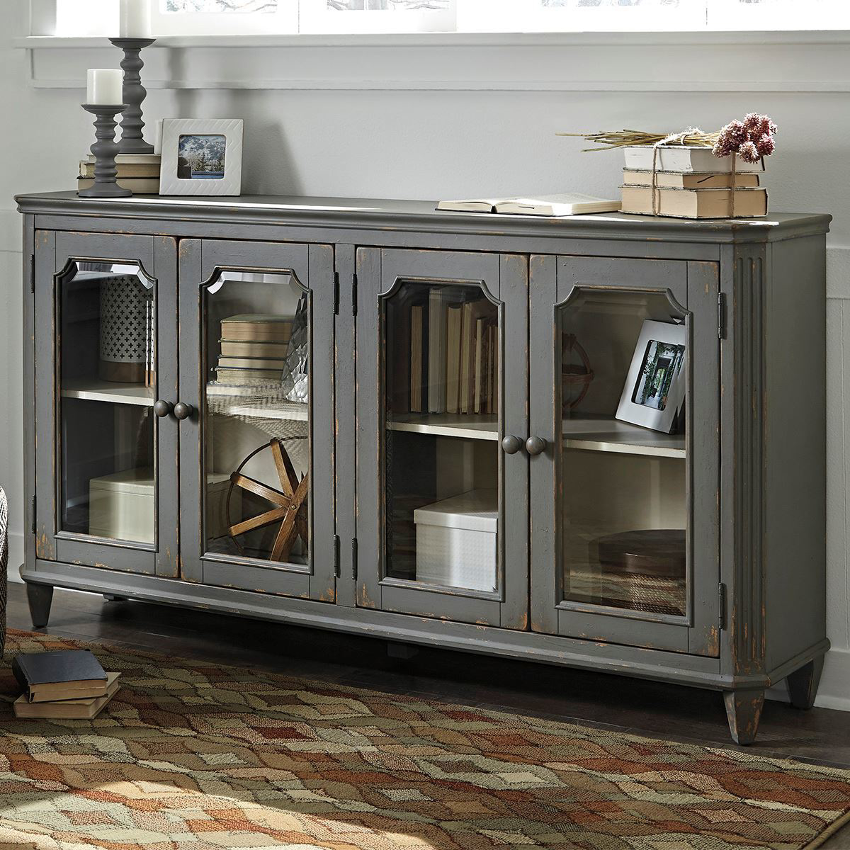 T505-662 Ashley Antique Gray Accent Console Room View
