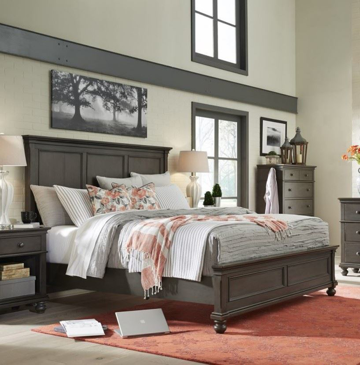 Picture of Oxford Queen Lopro Bed in Peppercorn