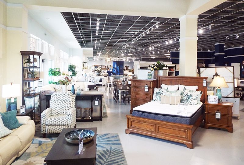 Babette's Furniture The Village of Brownwood Lexington Tommy Bahama Collection