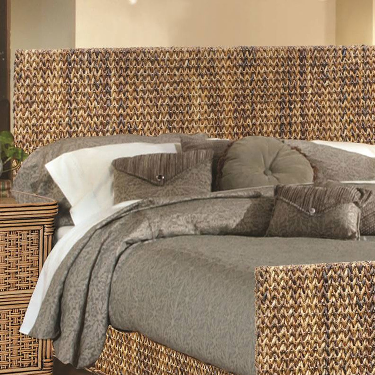 Picture of Maui Seagrass Queen Bed