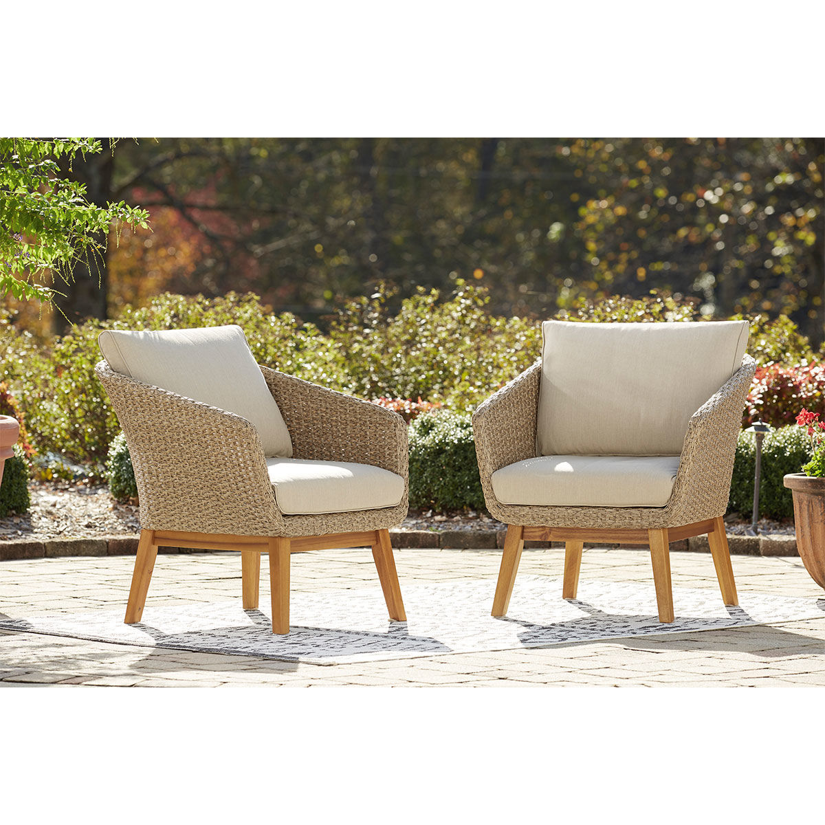 Picture of SUNNY ISLES LOUNGE CHAIR PAIR