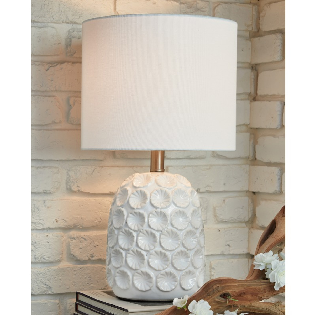Picture of MOORBANK WHITE TABLE LAMP