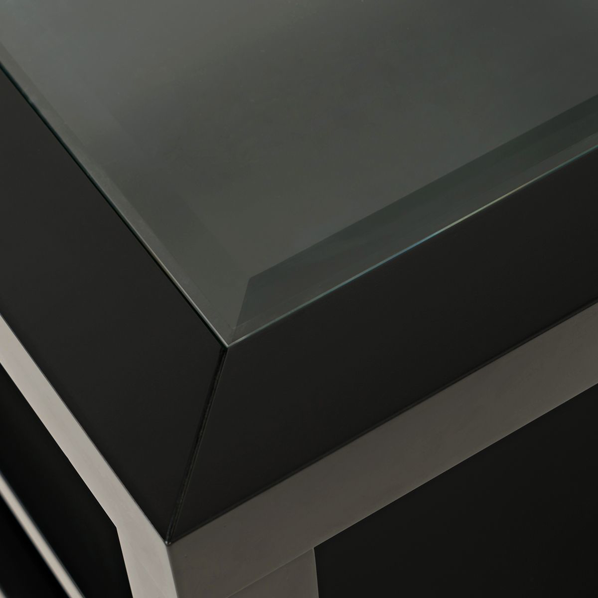 Picture of URBAN ICON BLK END TABLE