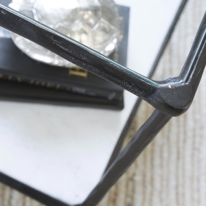 Picture of NEW YORK BLACK END TABLE