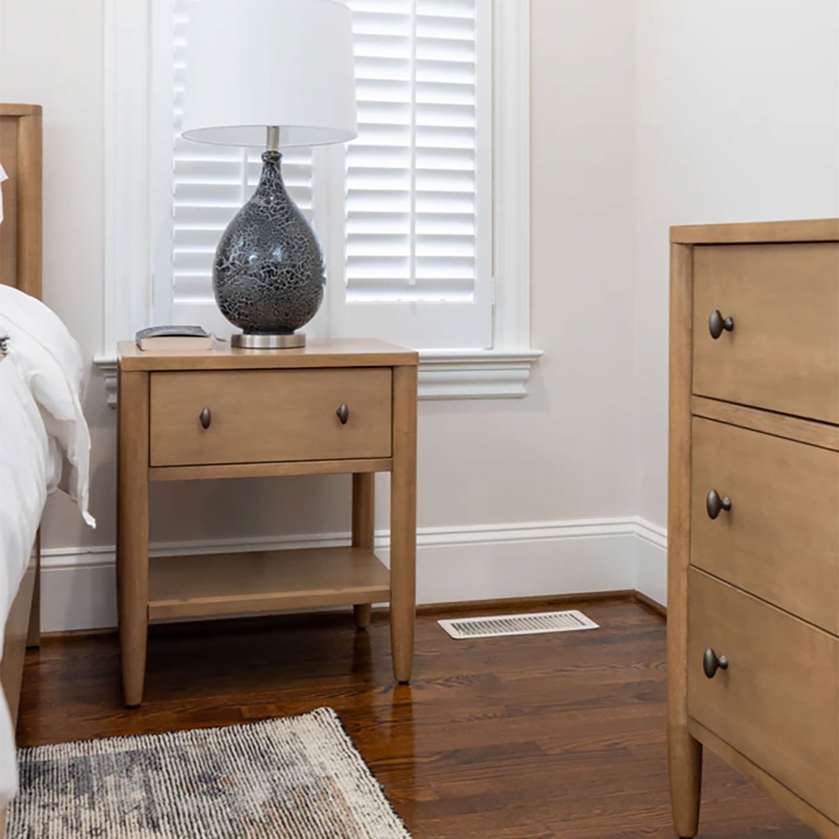 Picture of CHATHAM ONE DRAWER NIGHTSTAND