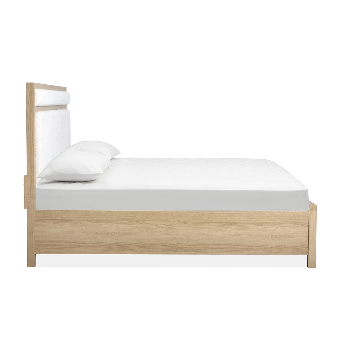 Picture of MERRIFIELD QUEEN UPH BED