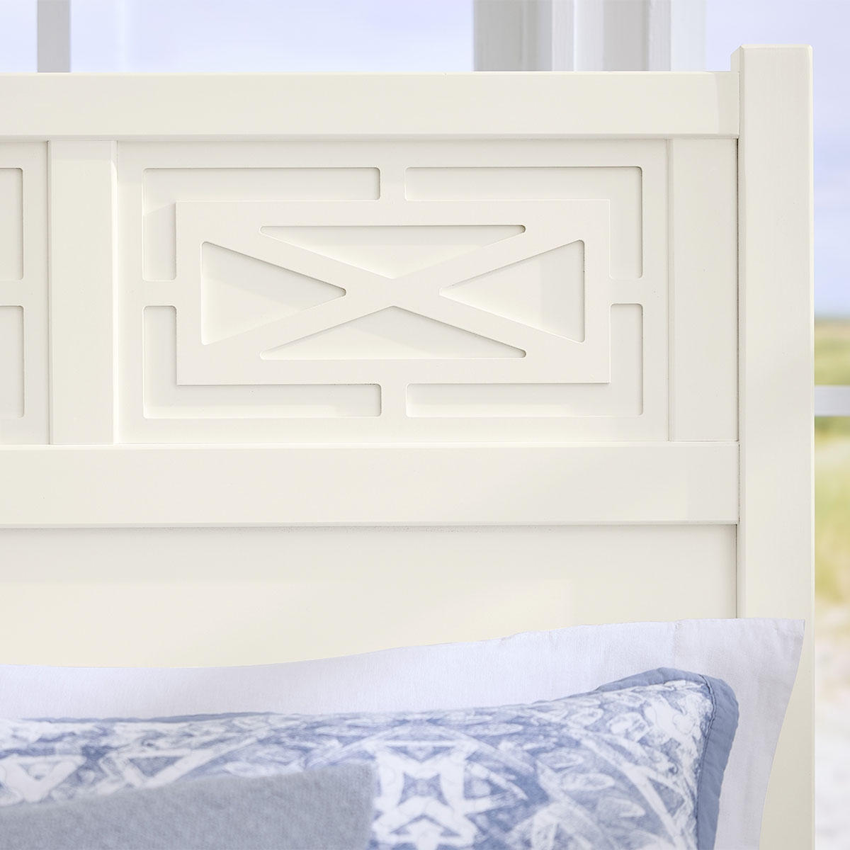 Picture of T & T FRETWORK QUEEN BED WHITE MAPLE