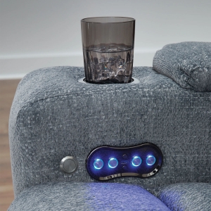 Picture of STUDIO CAVE NUVELLA RECLINER W/ POWER HEADREST