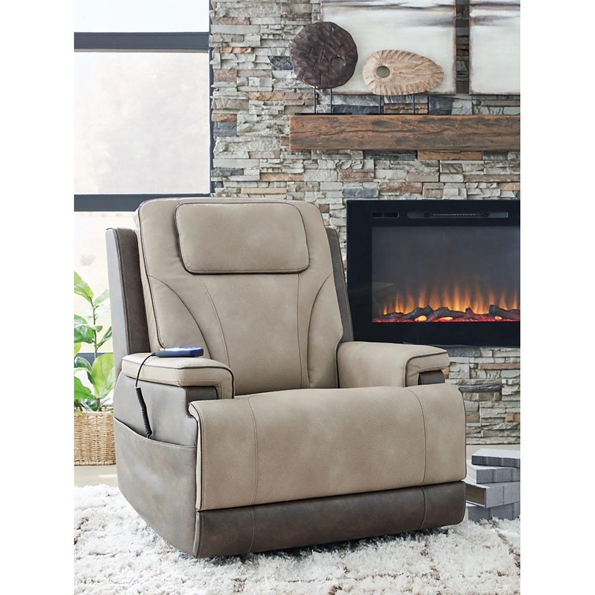 Picture of 4Z PEACEFUL PAUSE LIFT RECLINER IN SAND