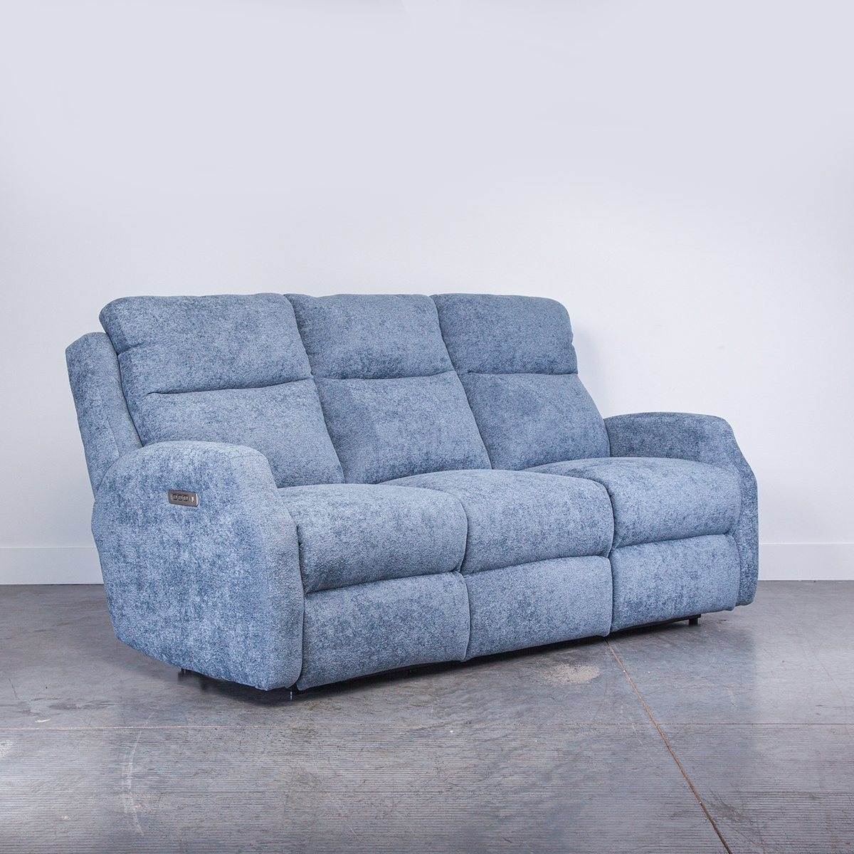 Picture of KENDALL SOFA W/PHR/LUMB